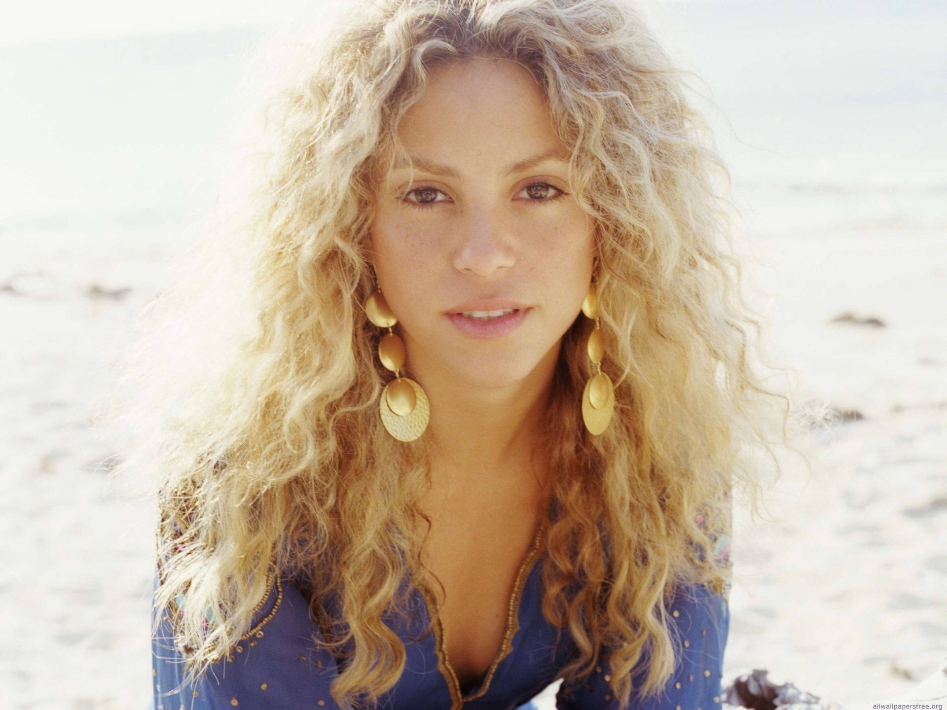 Shakira on the beach