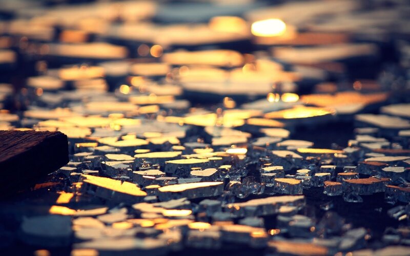 Shattered Glass Pieces — Gold