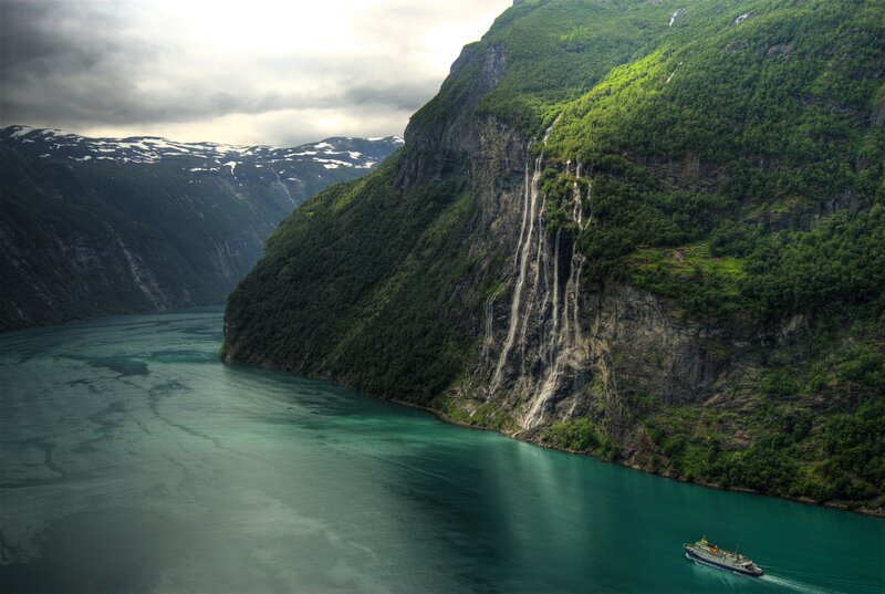 Ship in a Fjord — Green