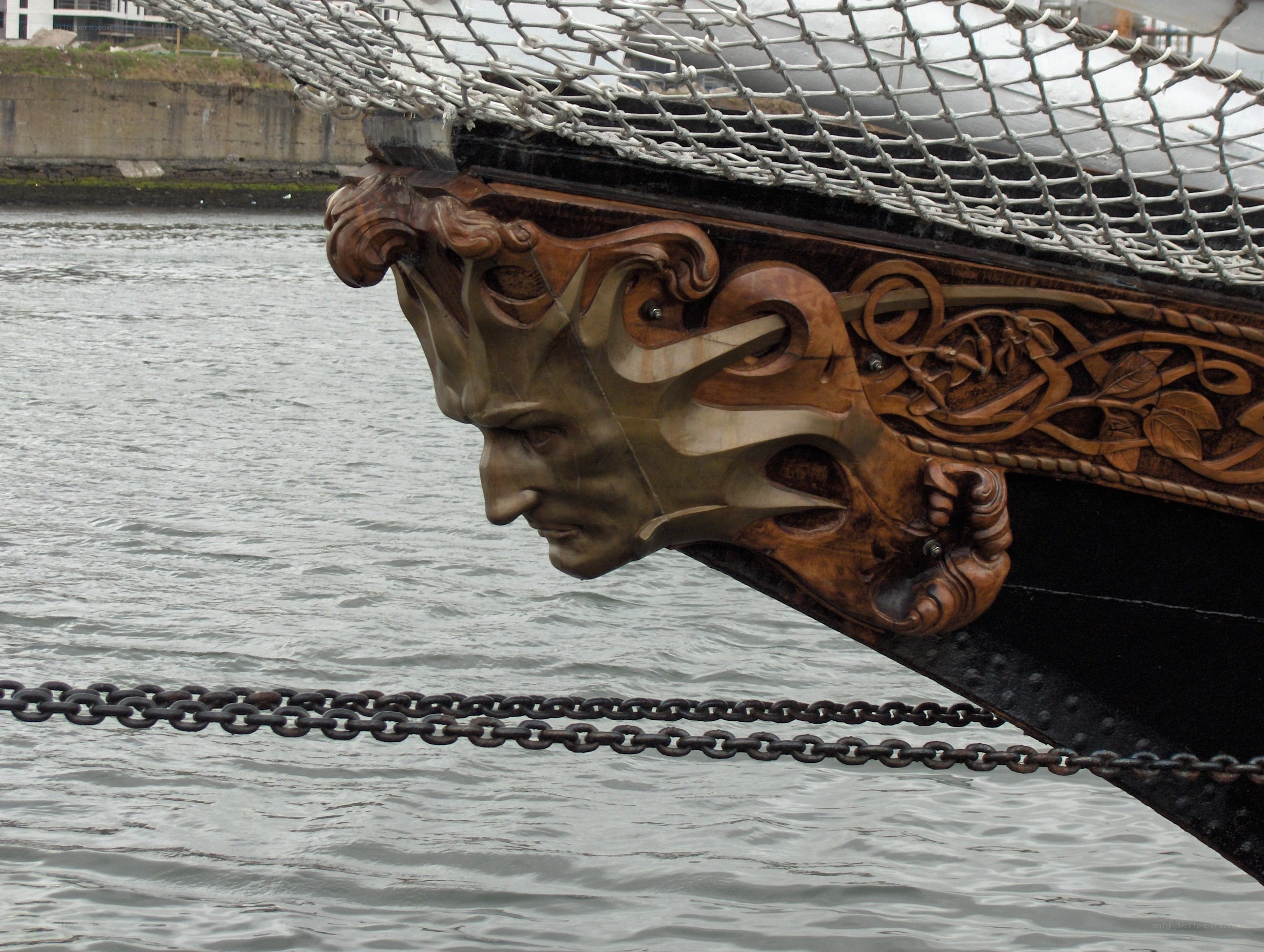 ship's ornate figurehead
