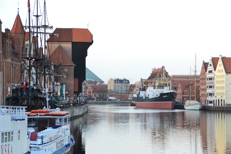 Ships in a Harbor — White