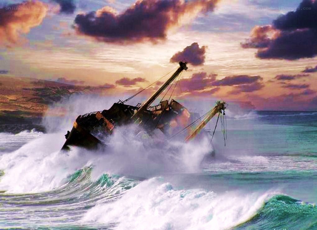 Shipwreck at sea