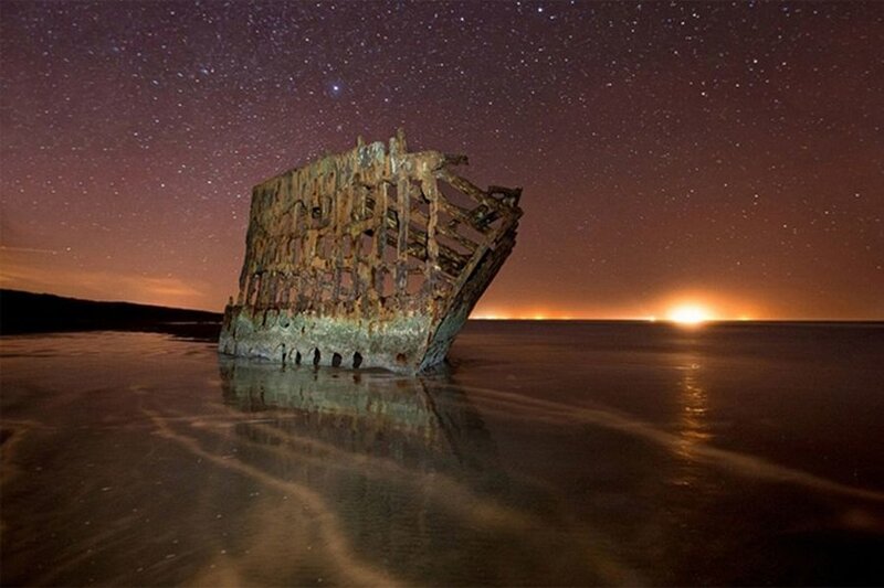 Shipwreck on Beach — Purple