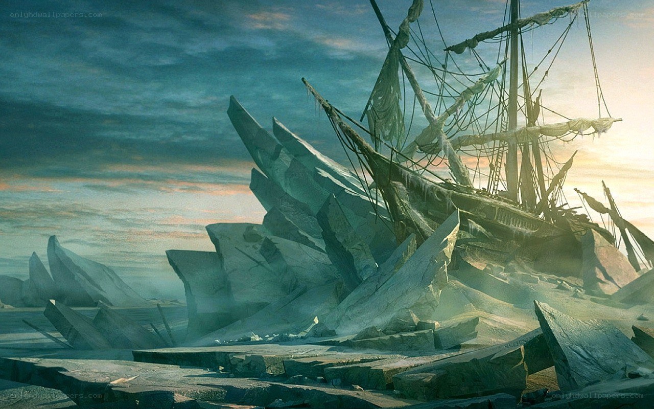 Shipwreck on icebergs