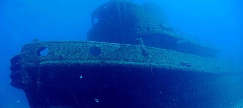 shipwreck underwater