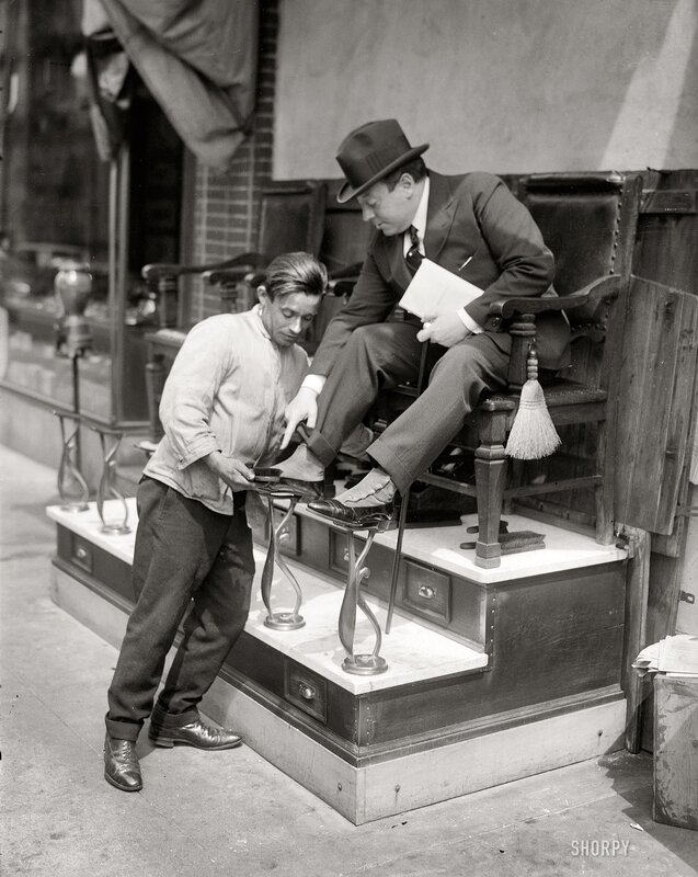 Shoeshine on the street