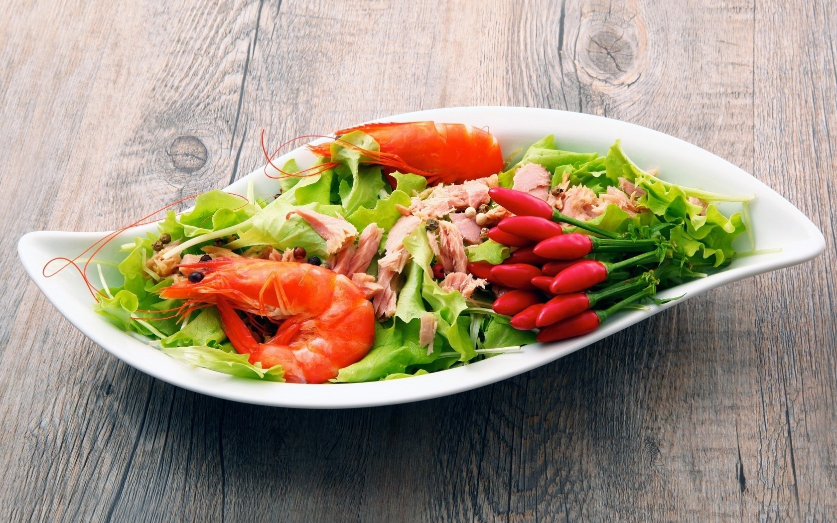 Shrimp and tuna salad