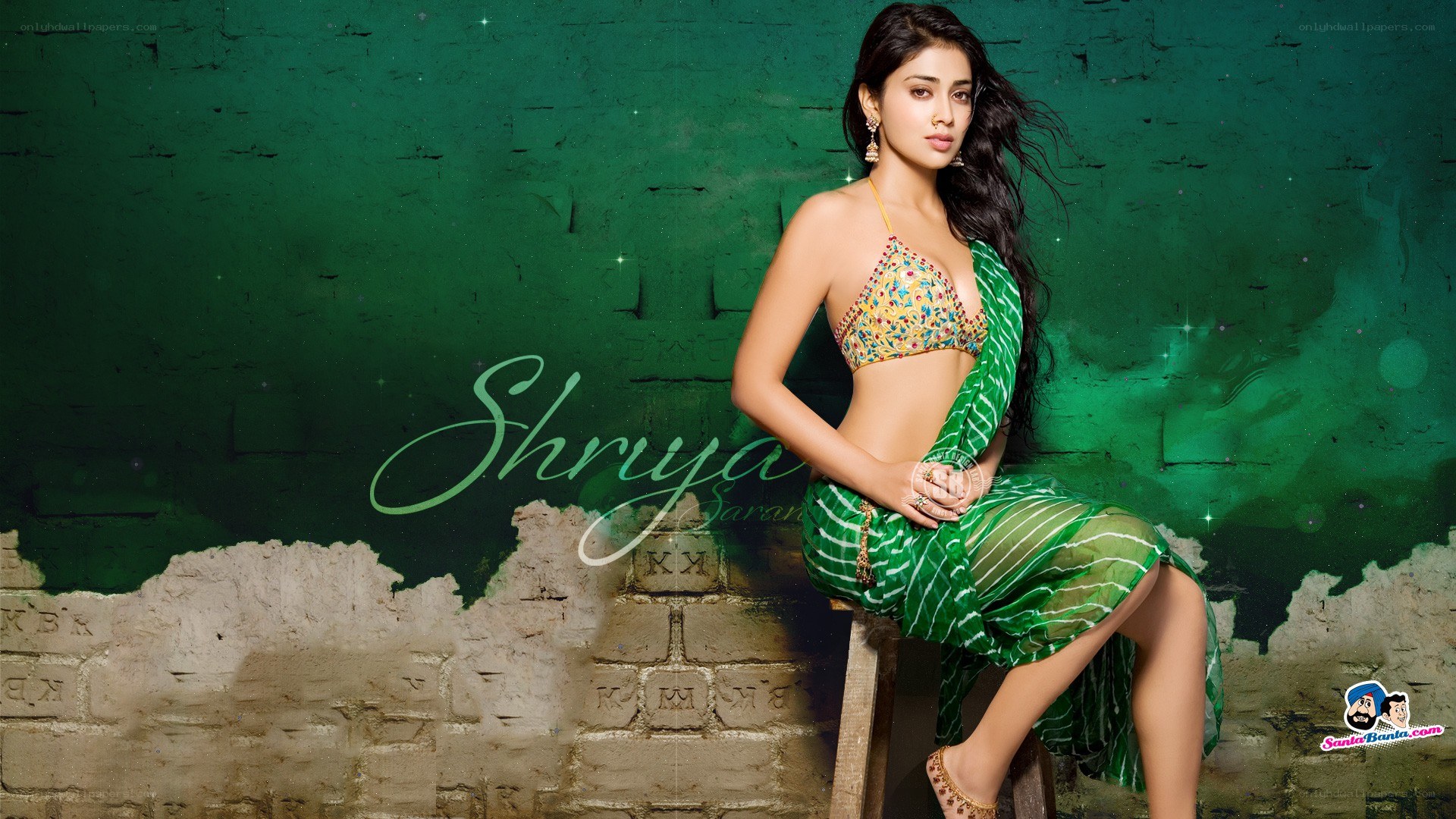 Shruthi Hassan in green saree