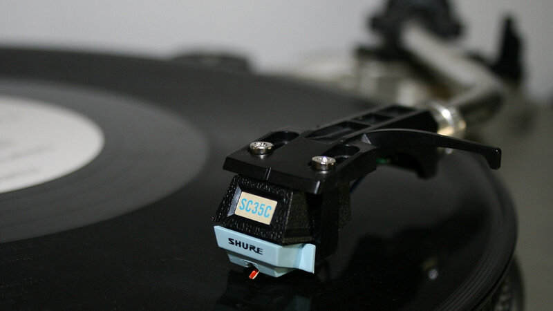 Shure SC35C cartridge on turntable