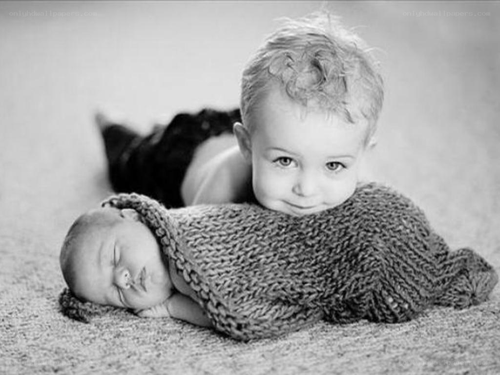 Sibling newborn photoshoot