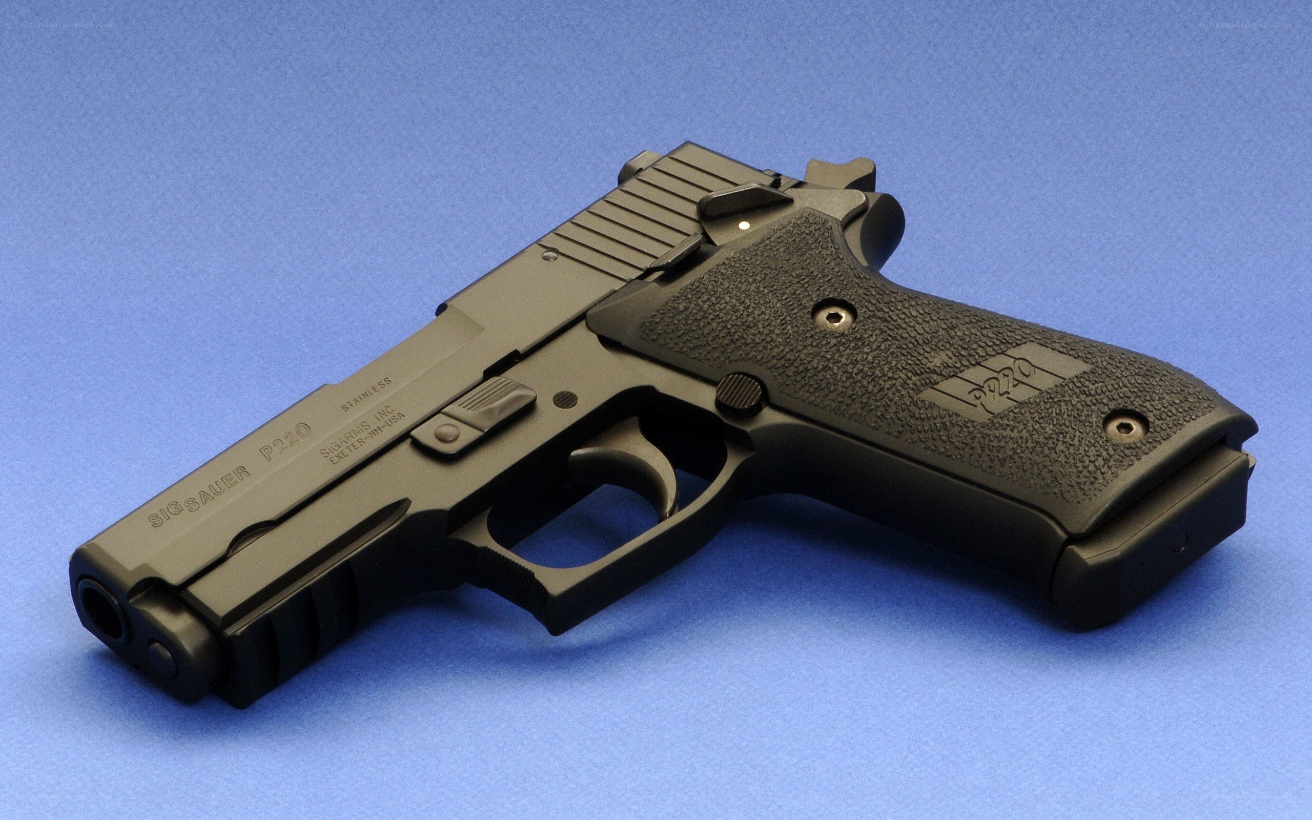 Sig Sauer P220 pistol