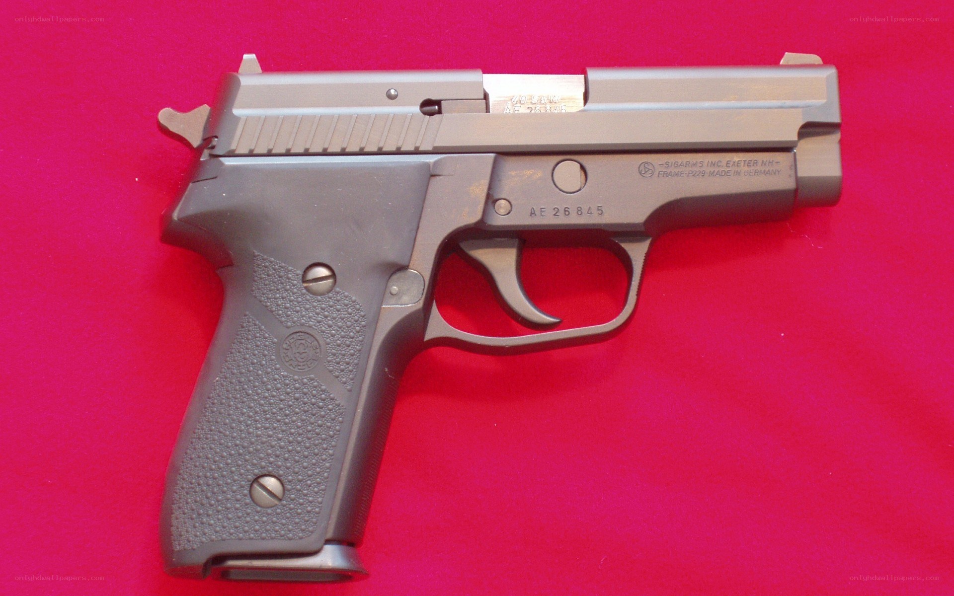 SIG Sauer P229 pistol