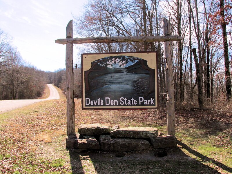 Sign for Devils Den State Park