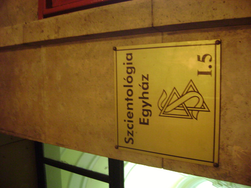 Sign for Szcientológia Egyház