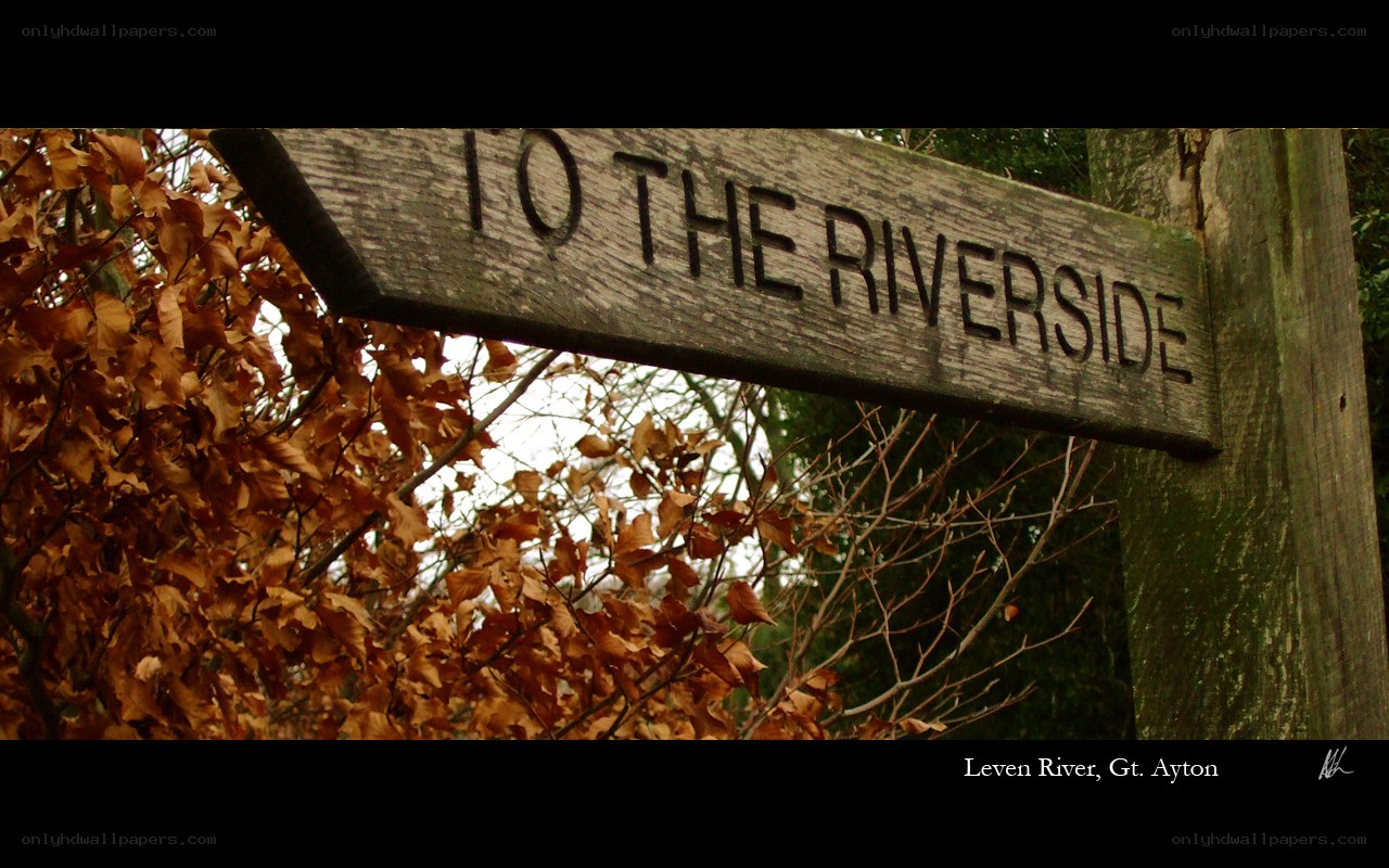 Sign to the riverside