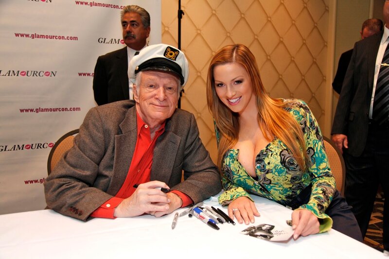 Signings at GlamourCon