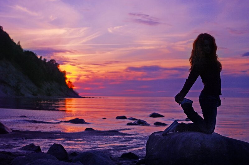 Silhouette at sunset on the shore
