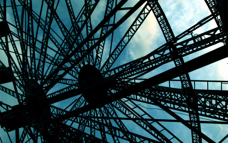 silhouette of a ferris wheel