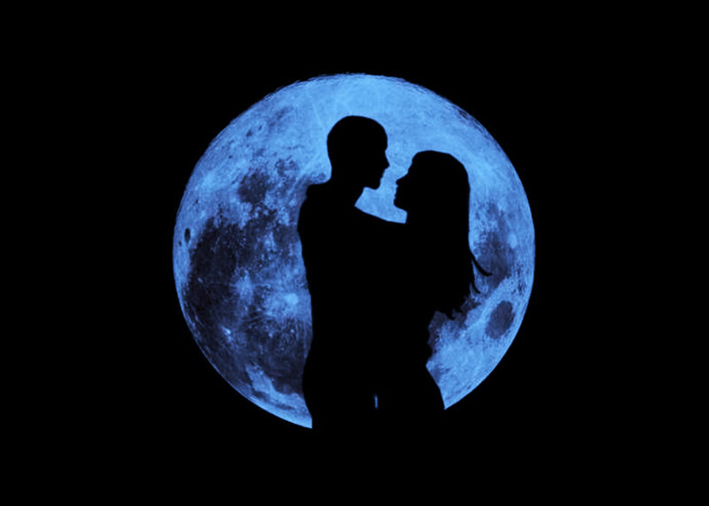 Silhouette of Couple — Blue