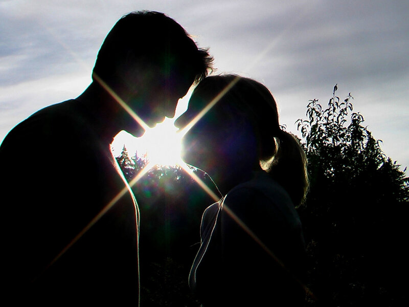 Silhouette of Couple Kissing — Black, Romantic