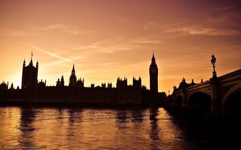 Silhouette of Parliament