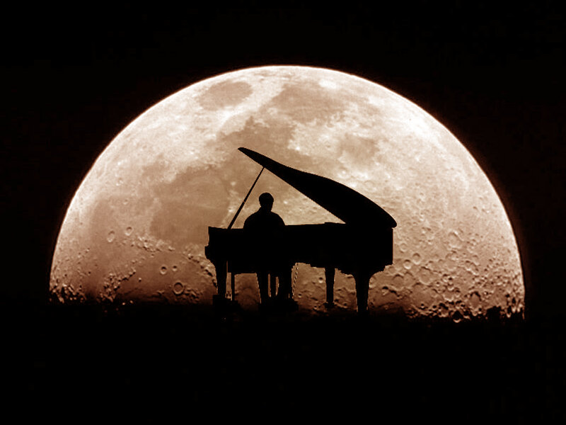 Silhouette of Pianist