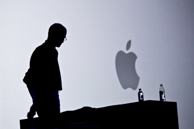 Silhouette of Steve Jobs at Apple event