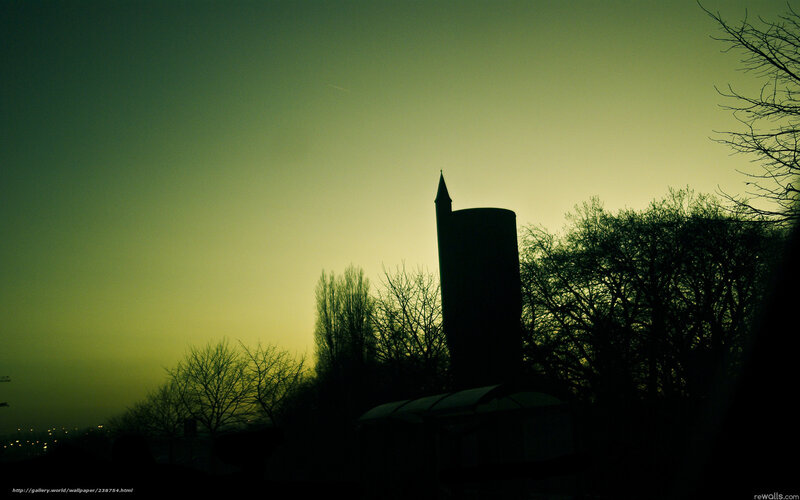 silhouette of tower at dusk