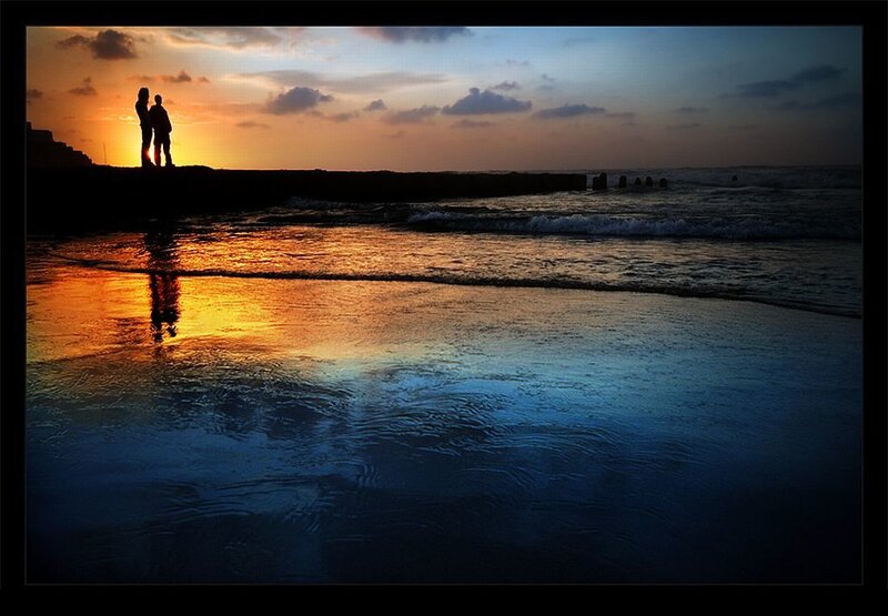 Silhouetted Couple on Beach — Blue