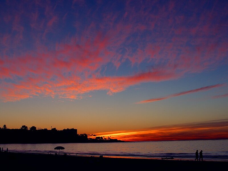 Silhouetted Couple on Beach — Red