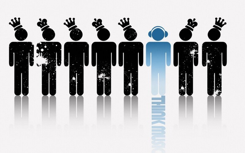 Silhouetted Figures with Crowns — Black