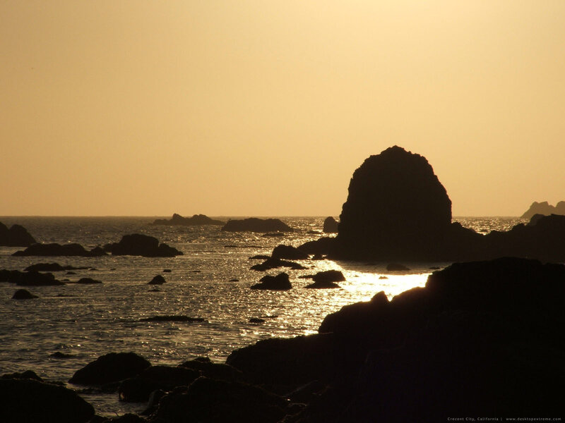 Silhouetted Rocks at Sunset — Gold, Serene