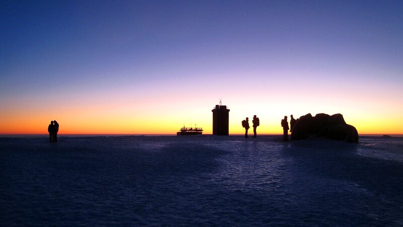 Silhouettes at polar sunrise