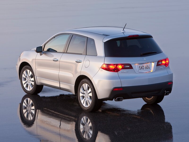 Silver Acura Rdx — Serene