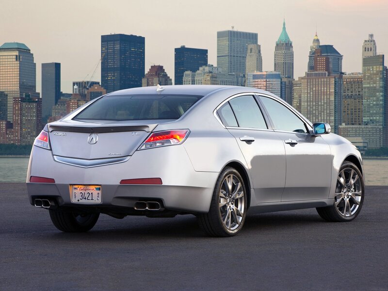 Silver Acura Tl Sedan — Serene