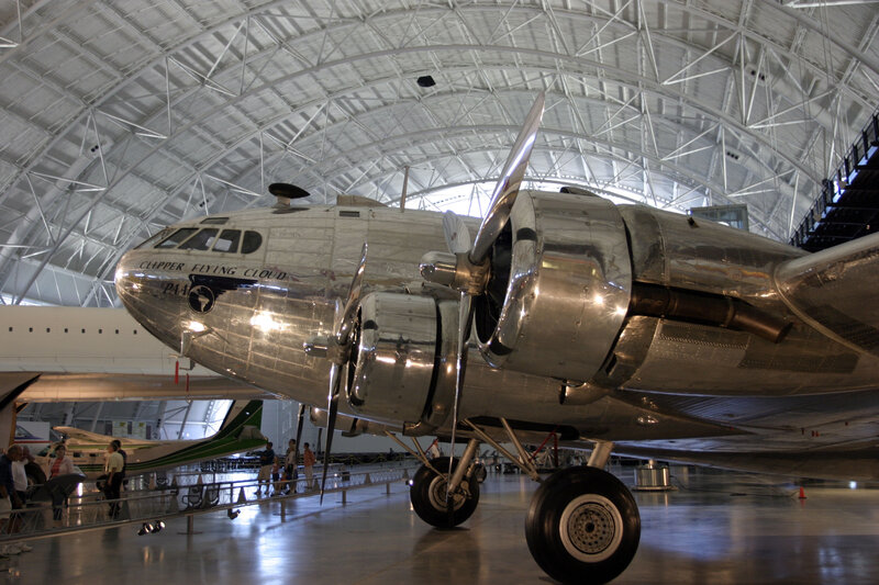 Silver Airplane in Hangar — Calm, Photograph