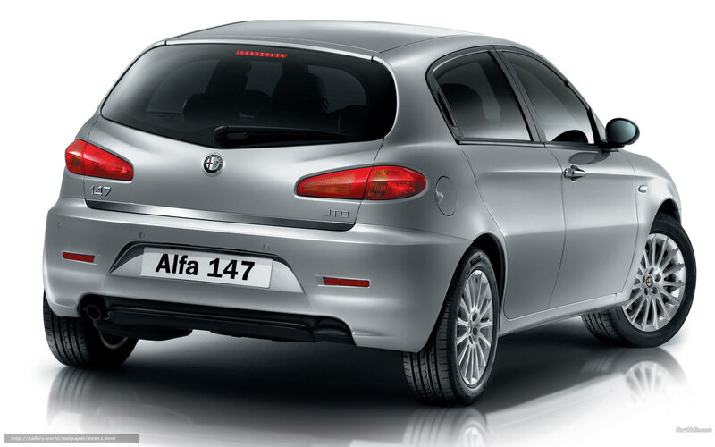 silver alfa 147 hatchback