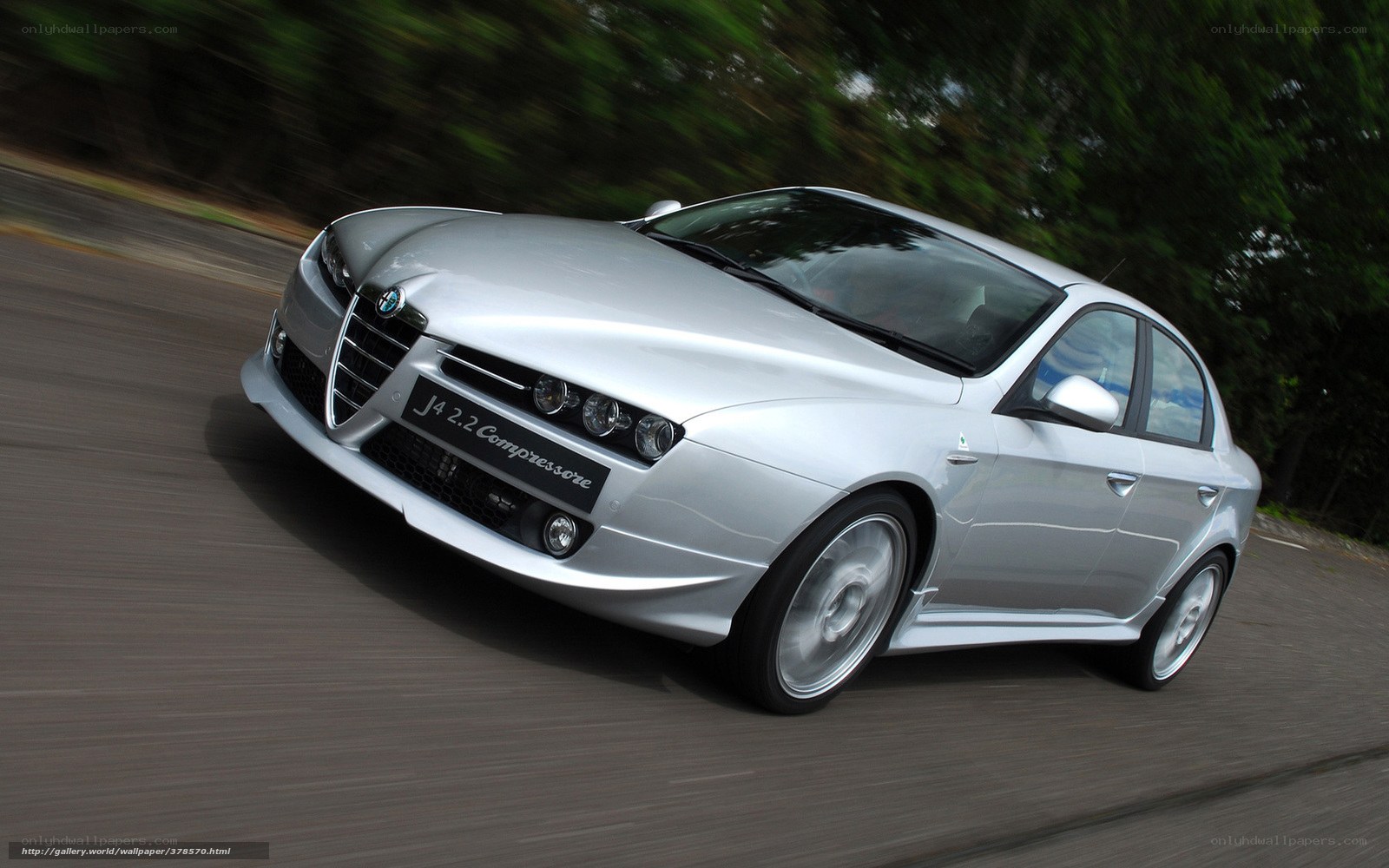 silver alfa romeo j4 in motion