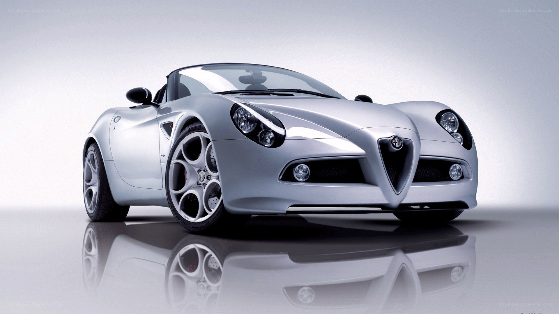 Silver Alfa Romeo Spider
