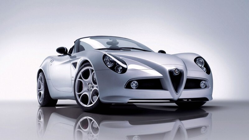 Silver Alfa Romeo Spider