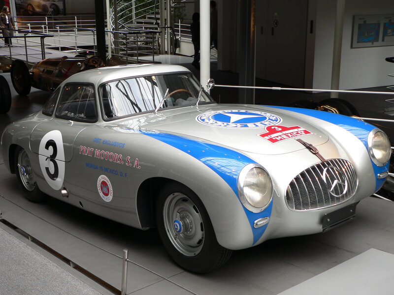 Silver and blue vintage race car