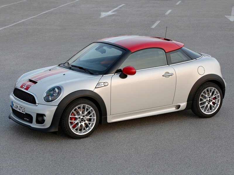 Silver and Red Mini Cooper