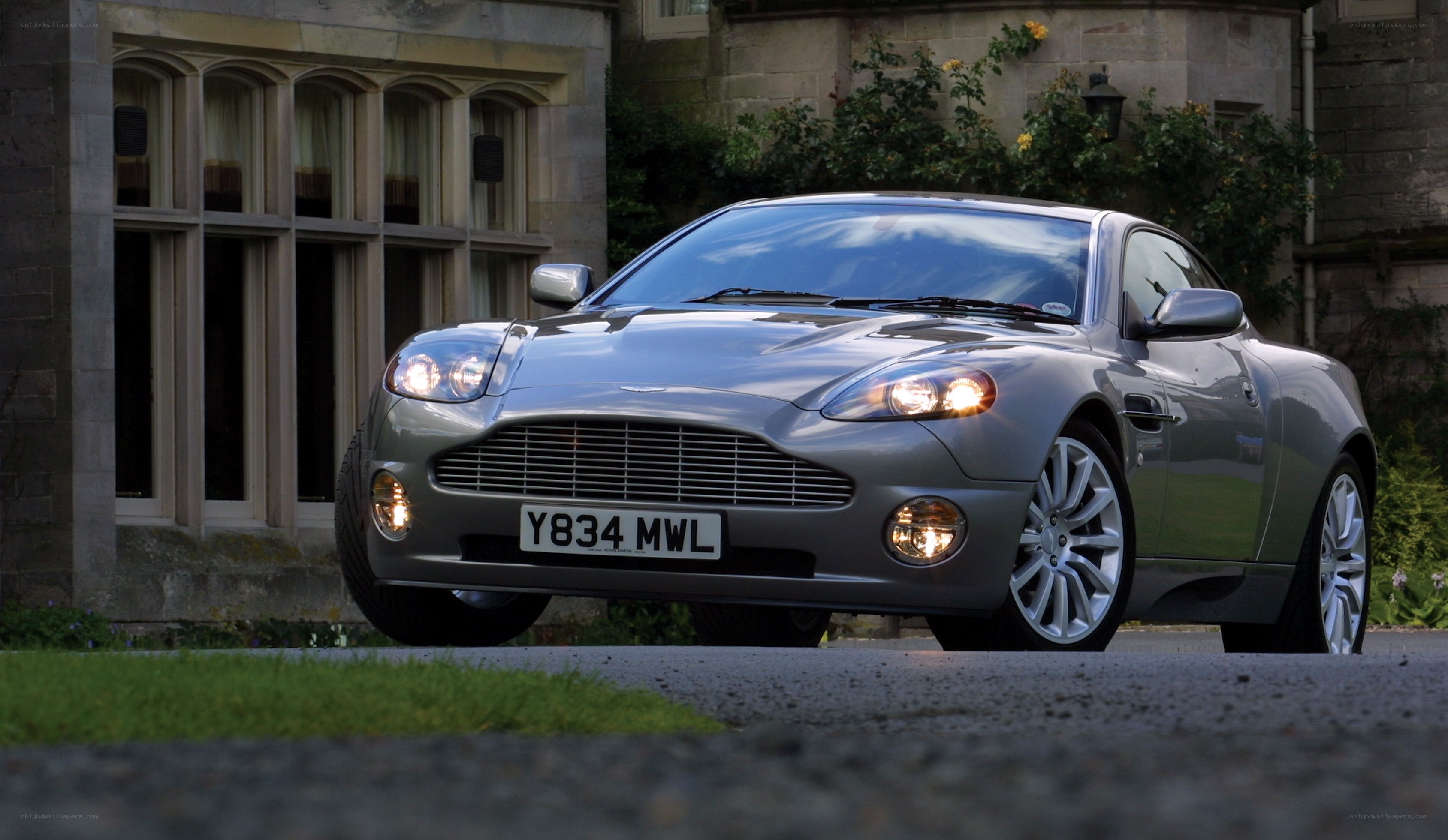 Silver Aston Martin DB9