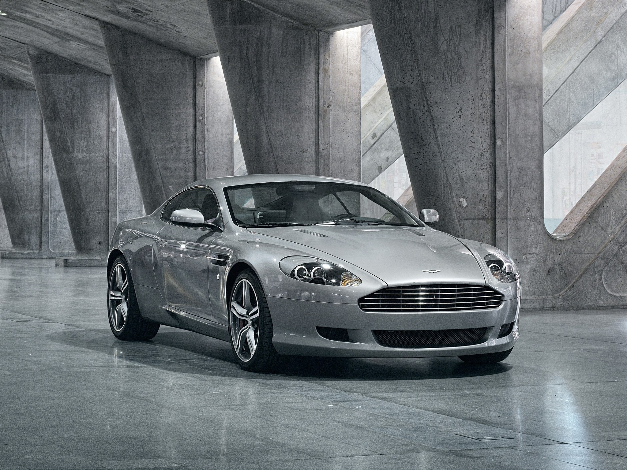 Silver Aston Martin DB9