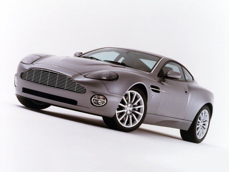 Silver Aston Martin V8 Vantage