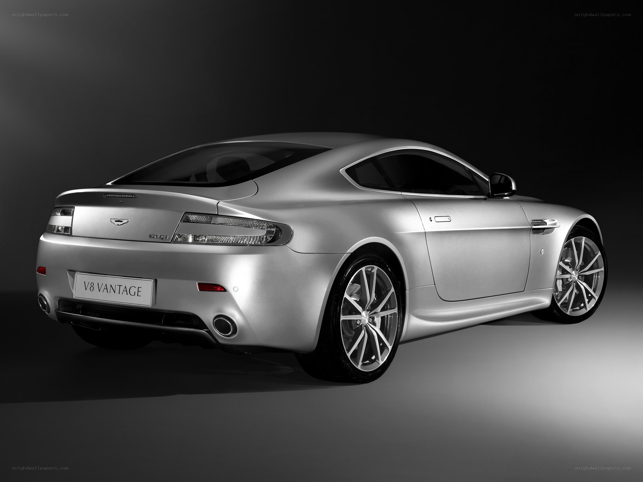 Silver Aston Martin V8 Vantage