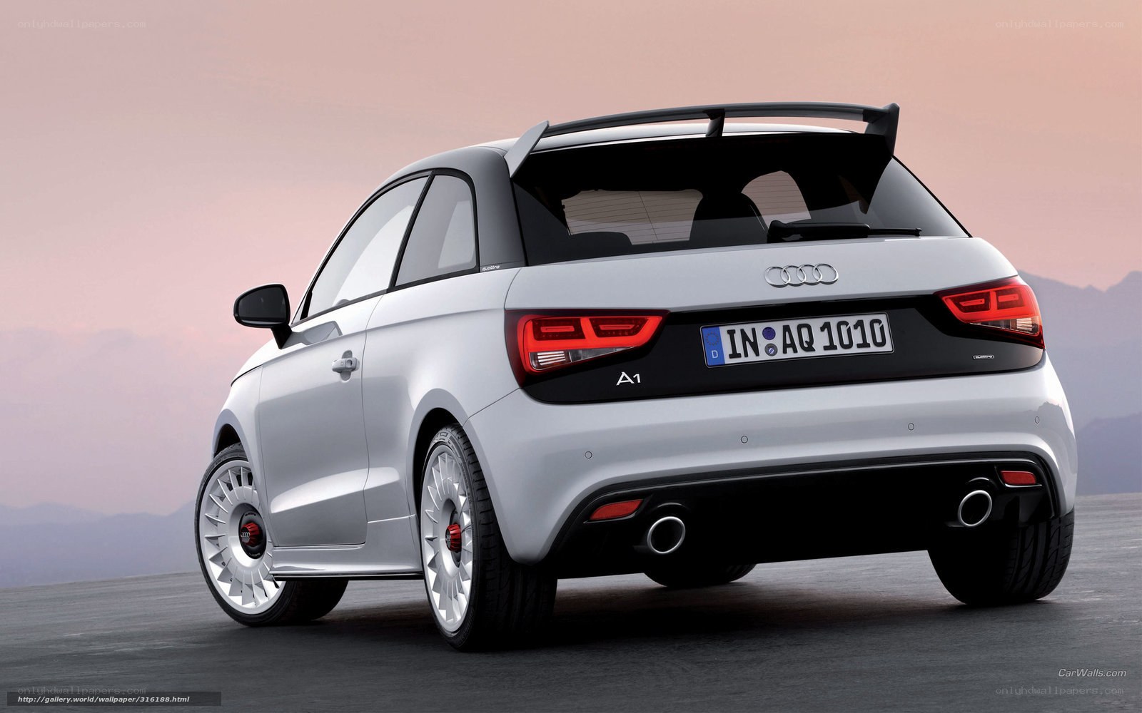 silver audi a1 sportback
