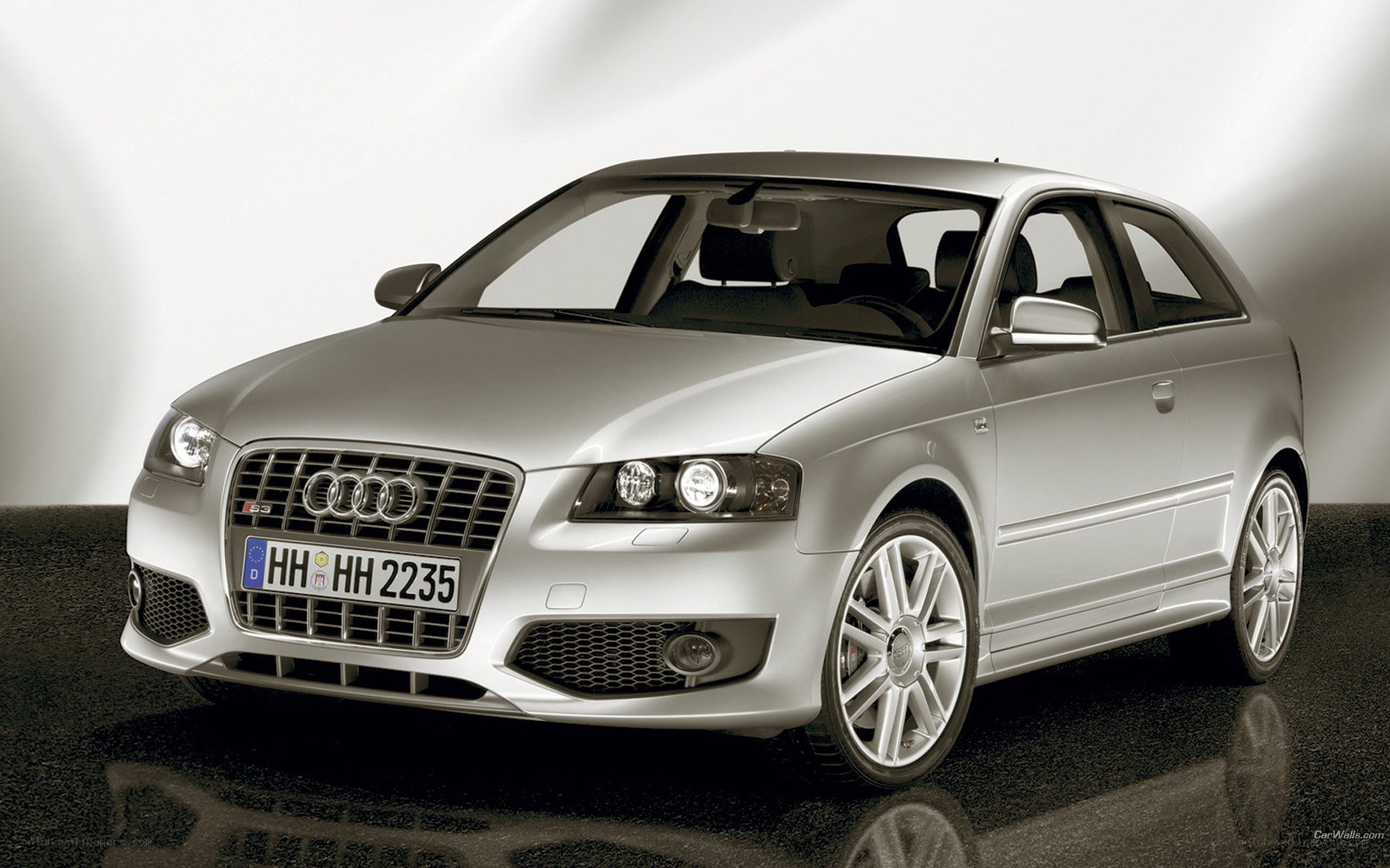 silver audi a3 sportback