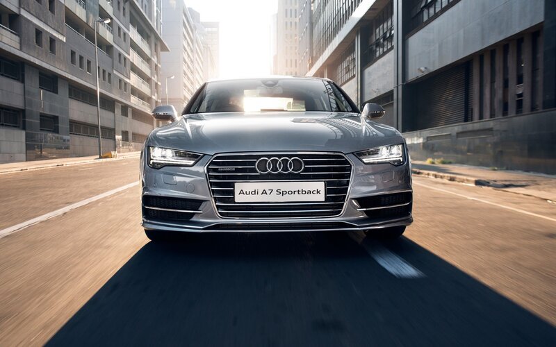 Silver Audi A7 Sportback — Gray