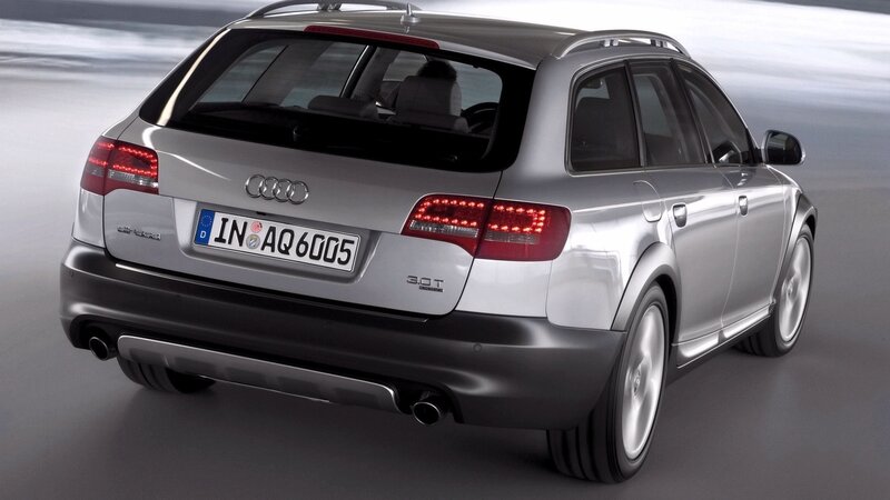 Silver Audi Allroad